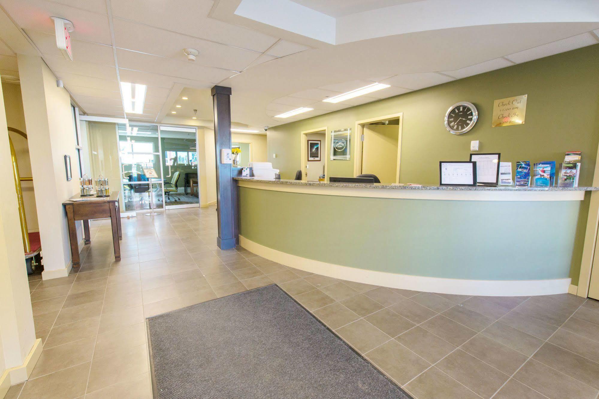 Capital Suites Yellowknife Exterior foto